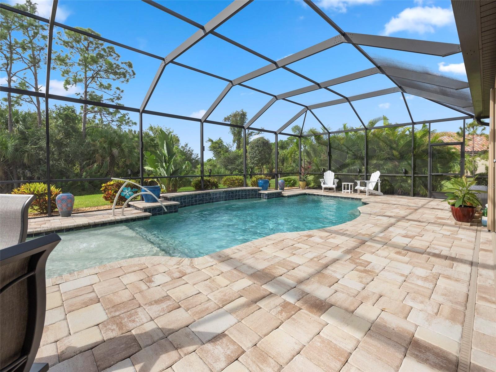 GRAN PARADISO PH 8 - Residential