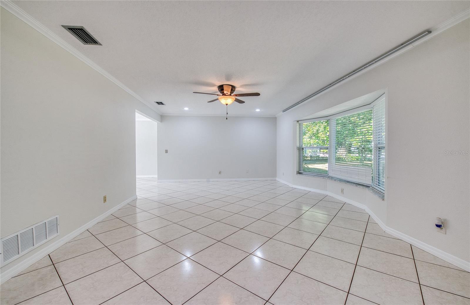 LEISURE ACRES - Residential