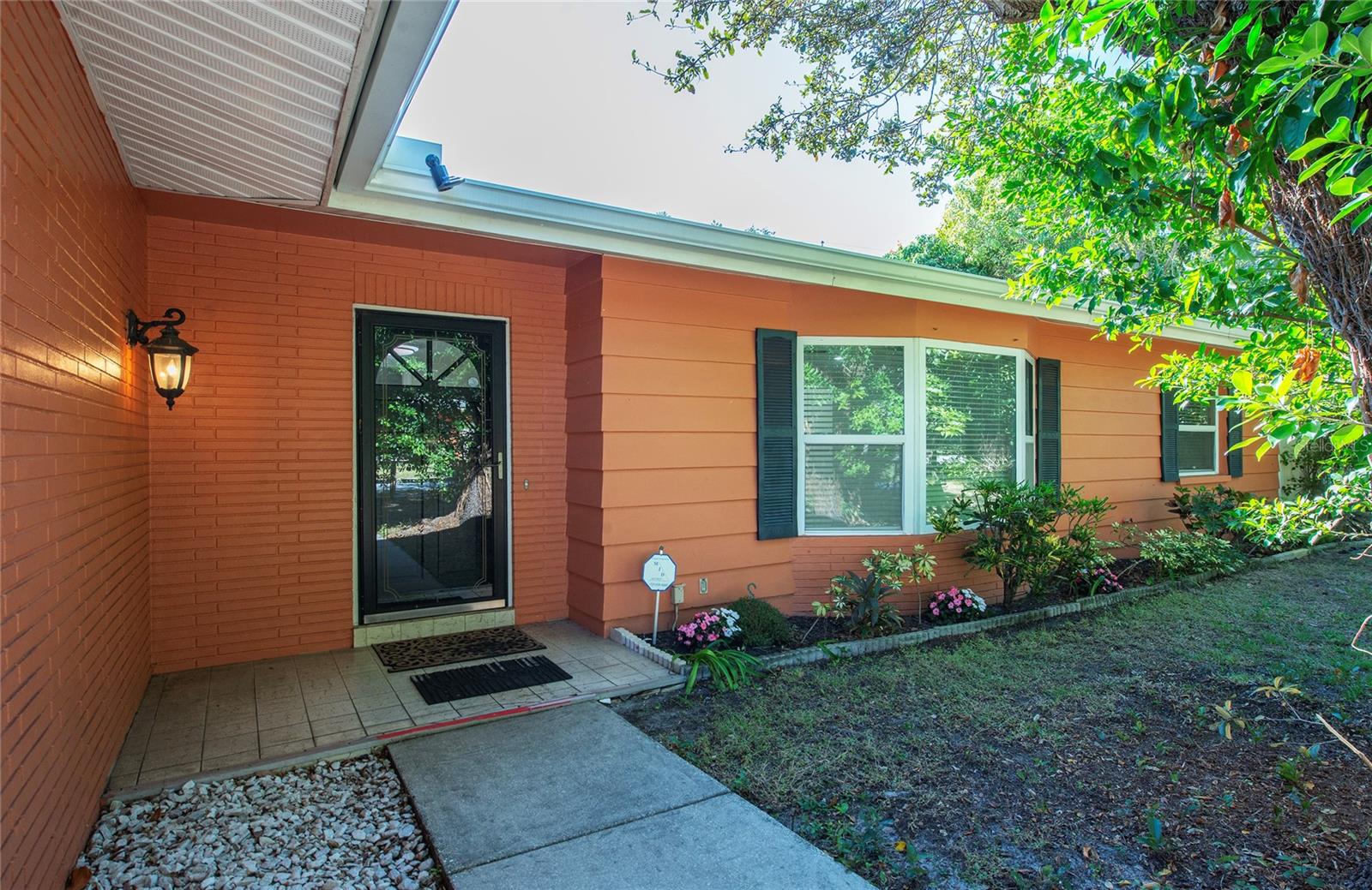 LEISURE ACRES - Residential