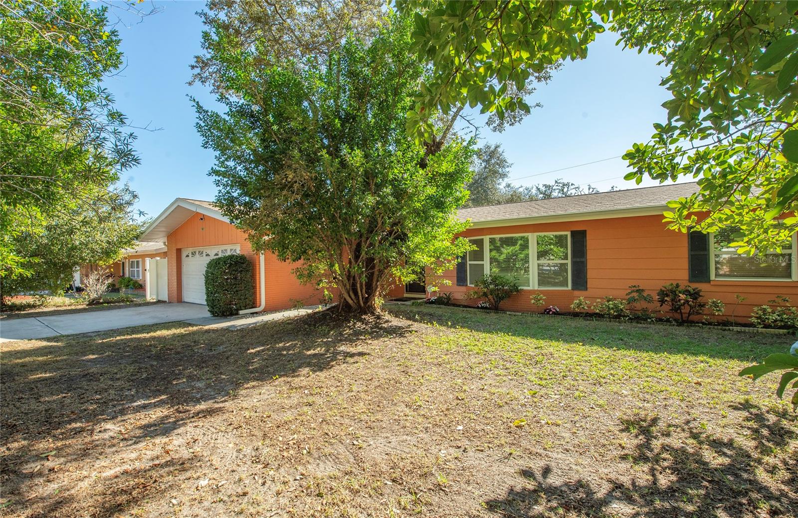 LEISURE ACRES - Residential