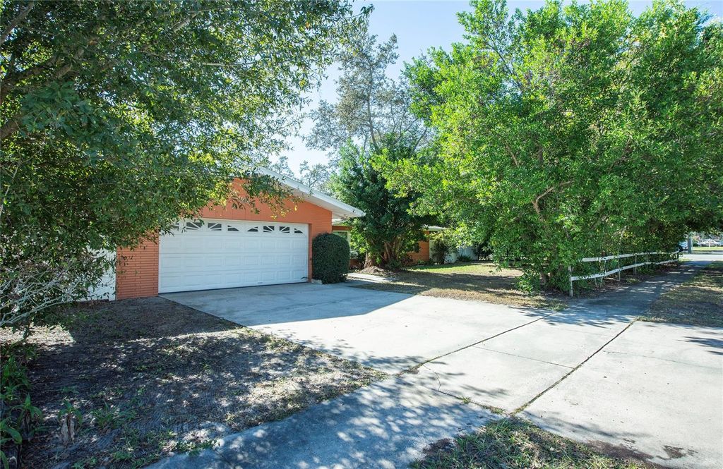 Photo of 1601 Idle Drive, Clearwater, FL 33756 (MLS # TB8457785)