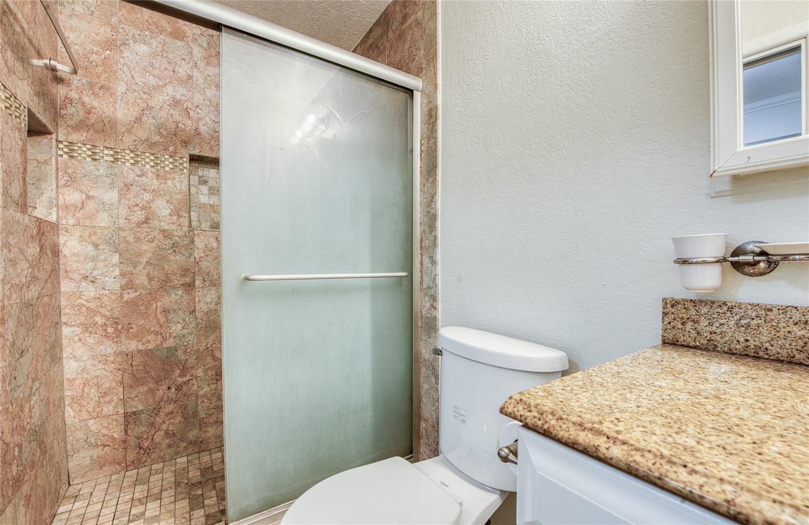 LEISURE ACRES - Residential