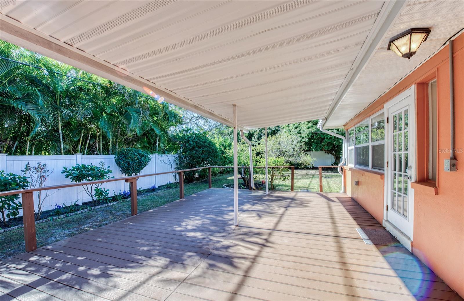 LEISURE ACRES - Residential