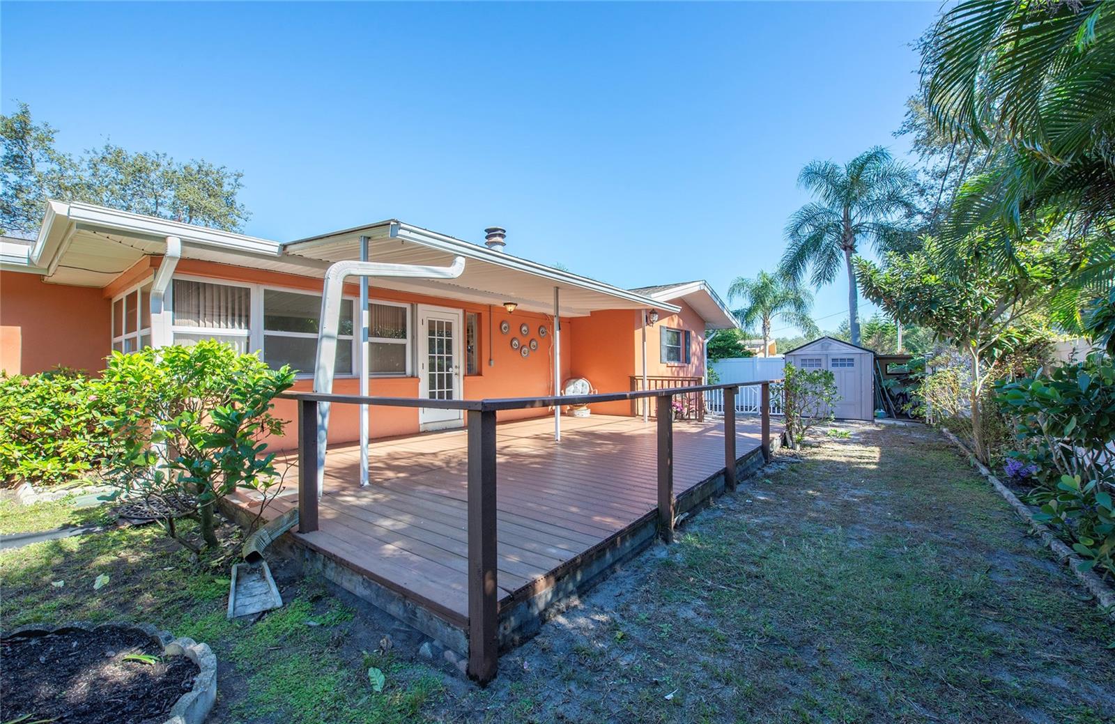 LEISURE ACRES - Residential