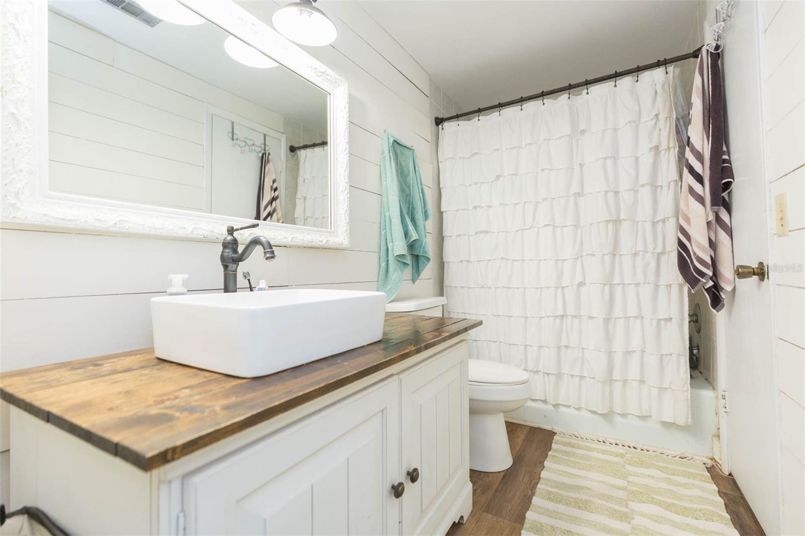 SHANGRI LA SUB UNIT - Residential