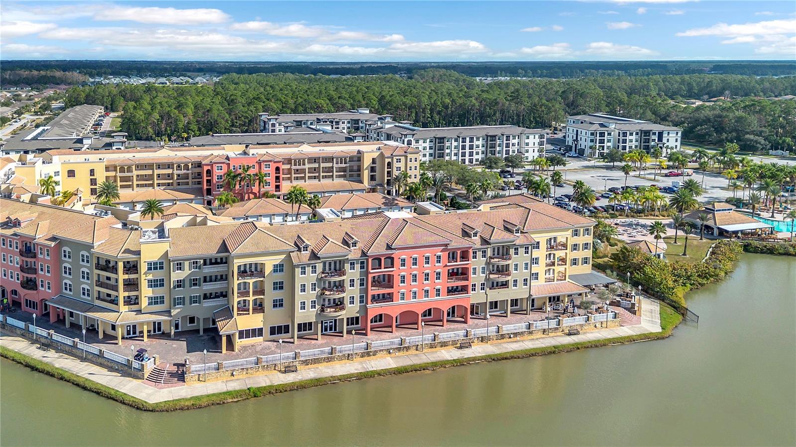 TUSCANY SQUARE 01 CONDO - Residential