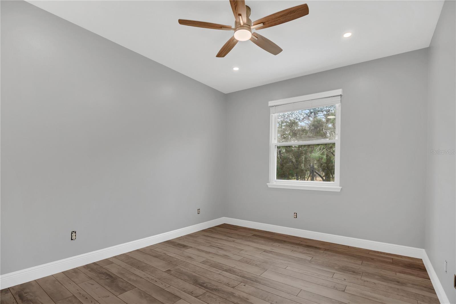 HILL & BECKMAN 5 - Residential