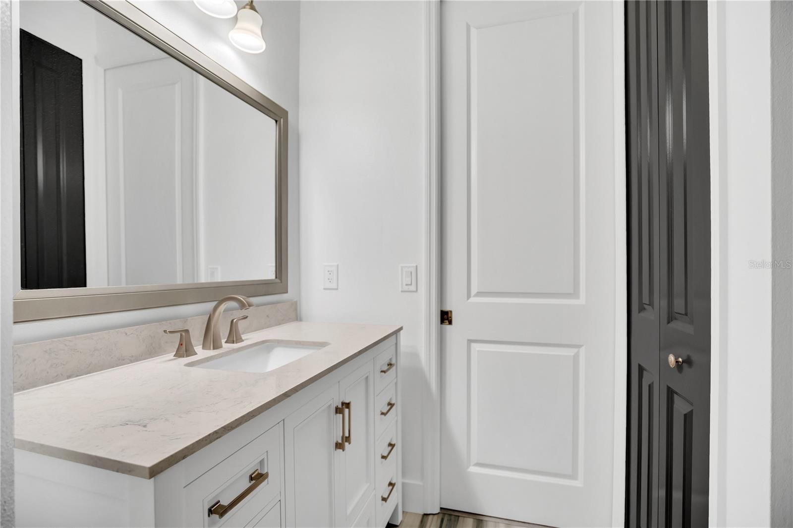 HILL & BECKMAN 5 - Residential