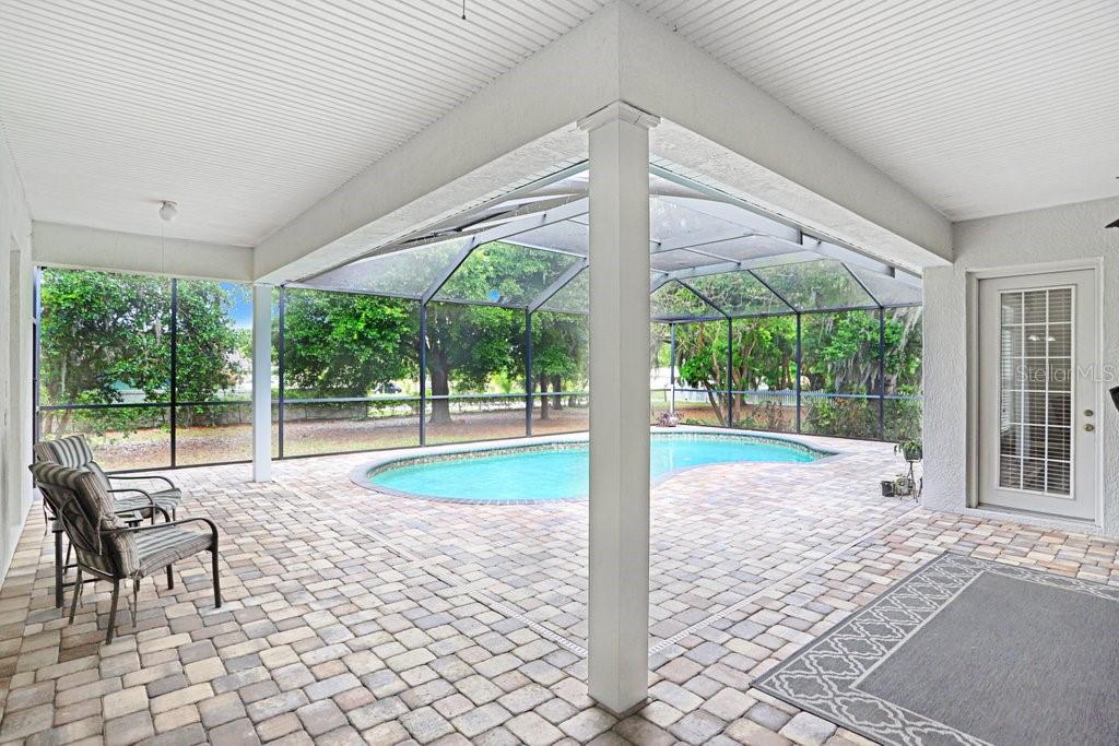 SHADY STABLES - Residential