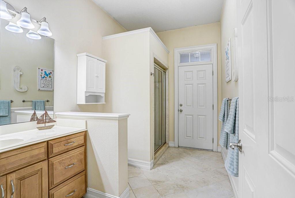 SHADY STABLES - Residential