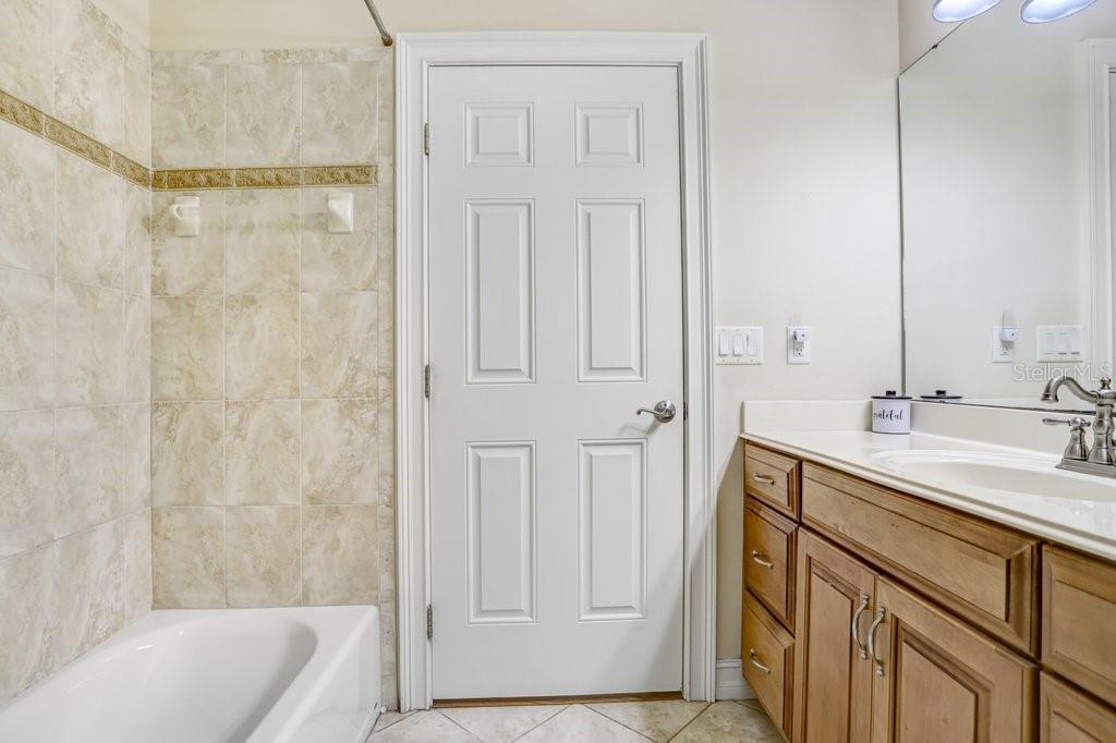 SHADY STABLES - Residential