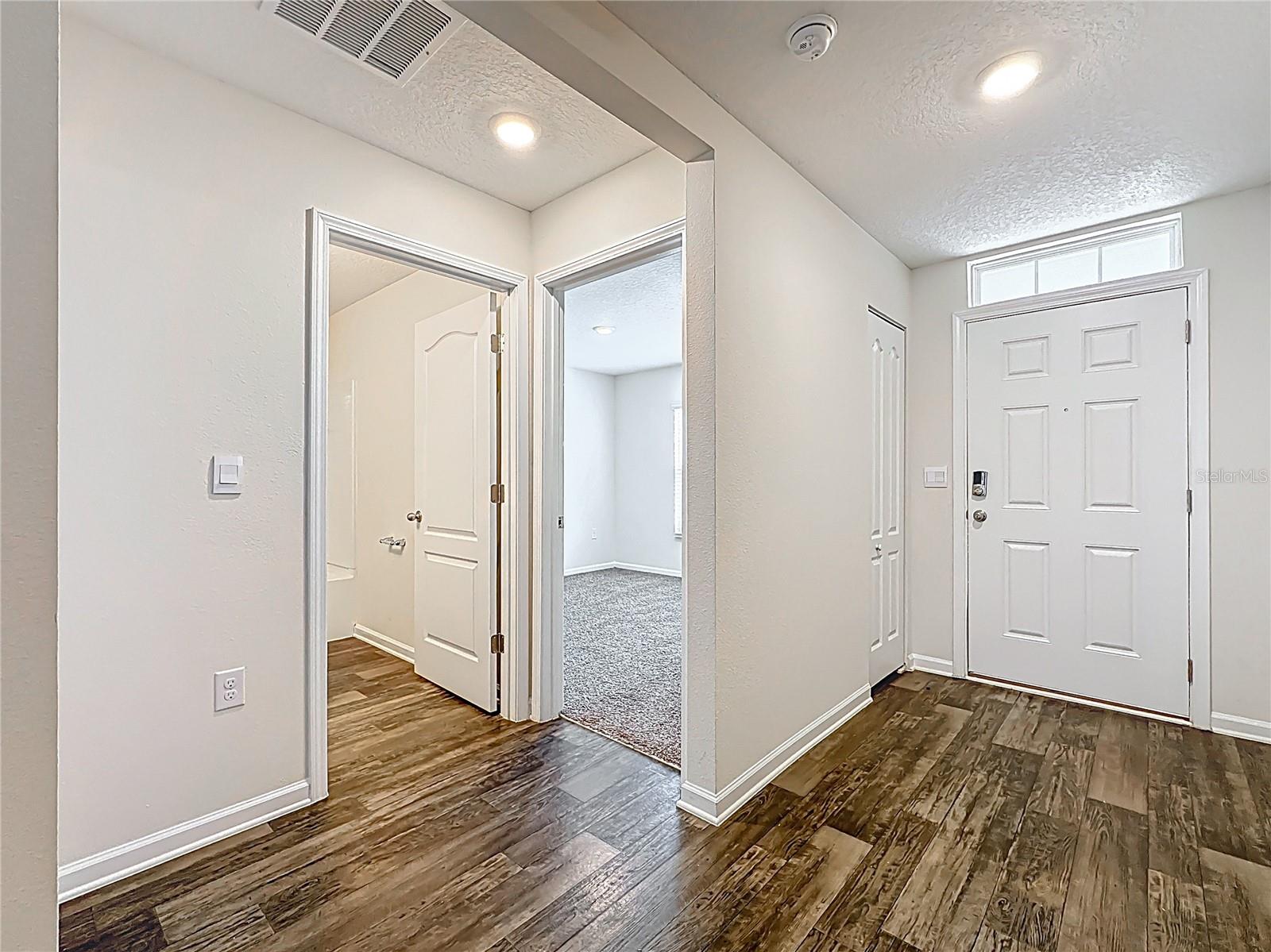 19 ROXLAND LANE