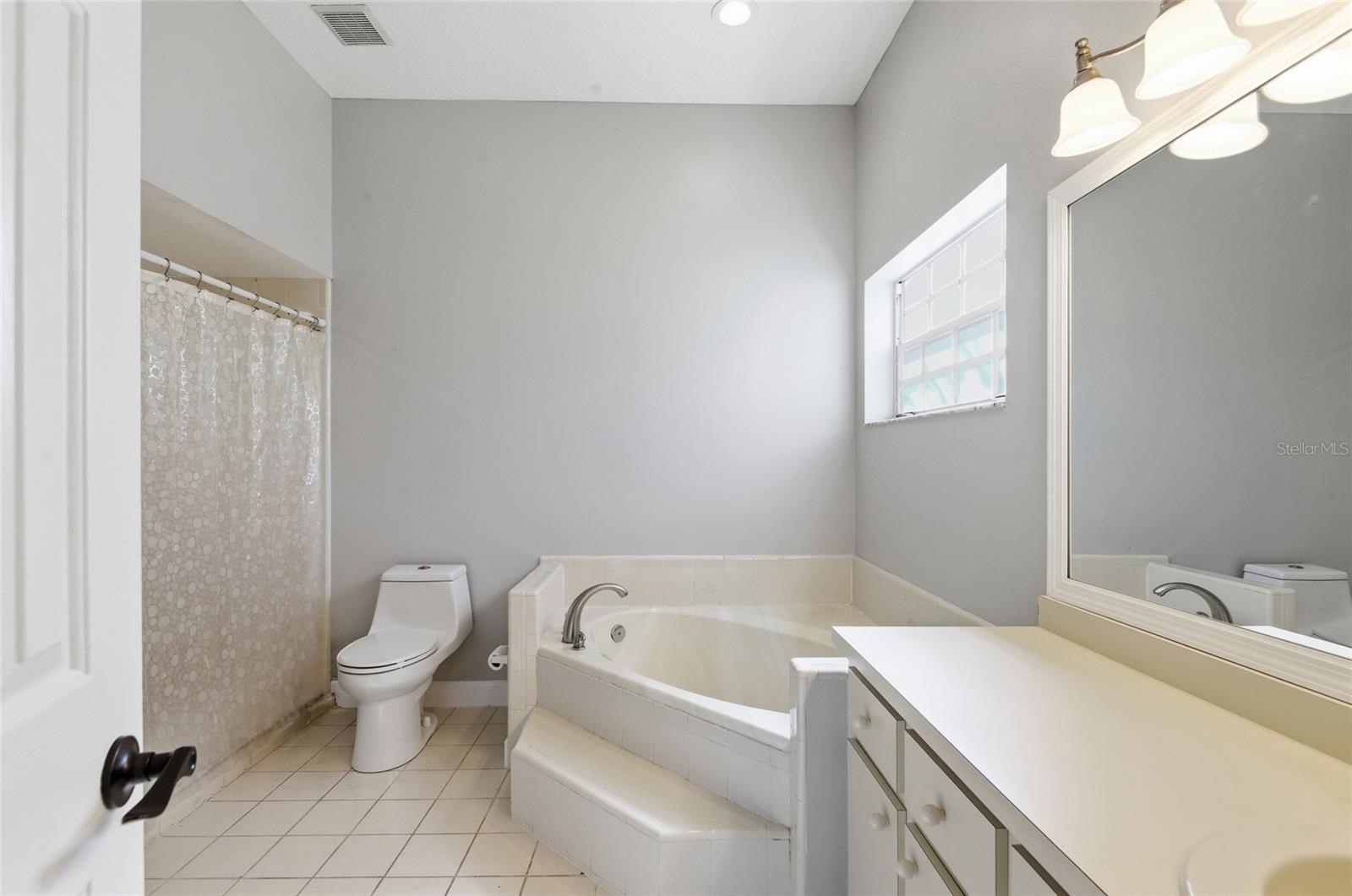 CROWN POINT SPGS - Residential