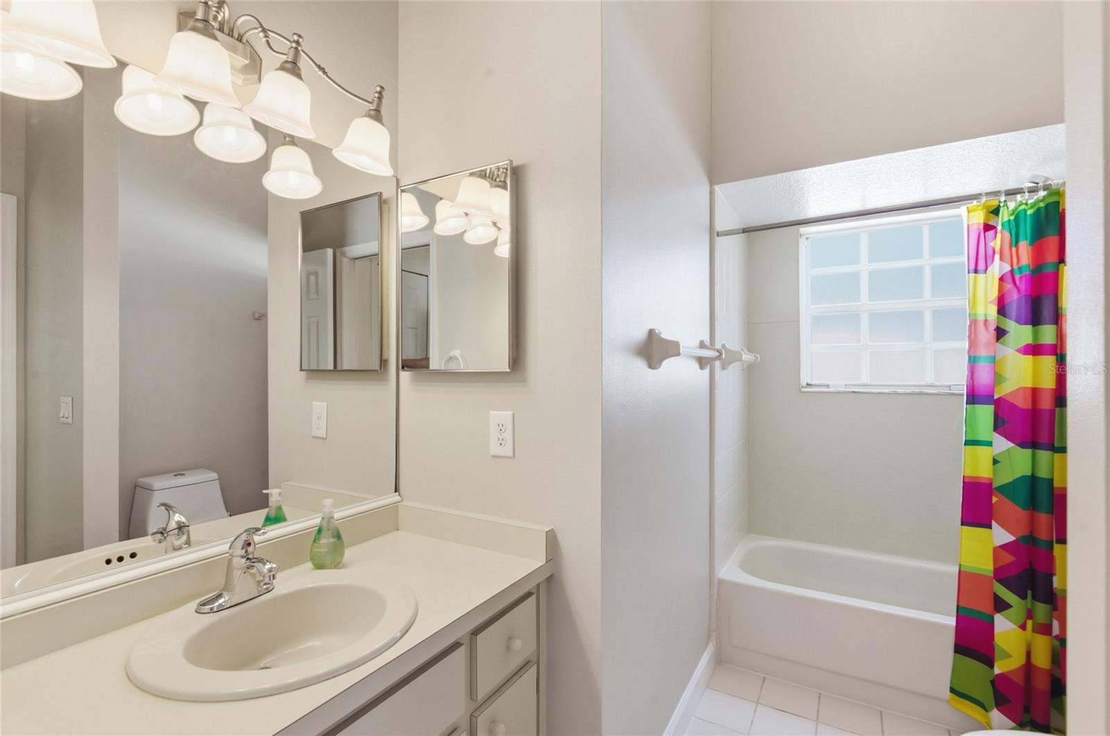 CROWN POINT SPGS - Residential