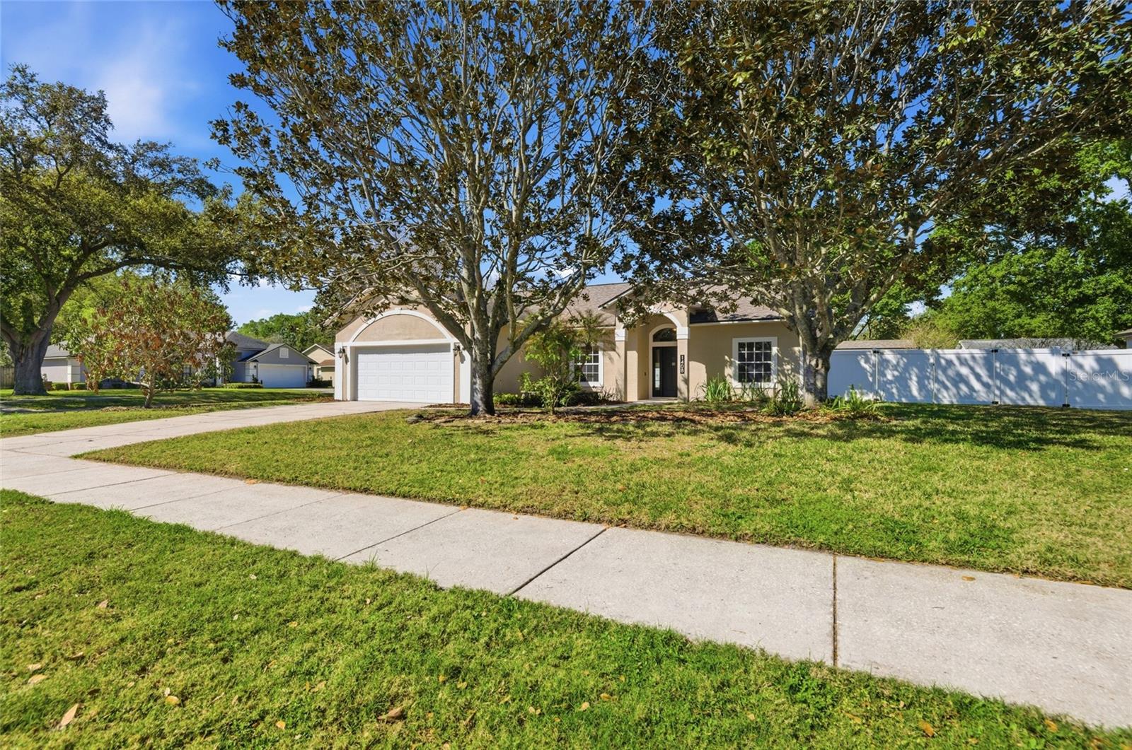 CROWN POINT SPGS - Residential