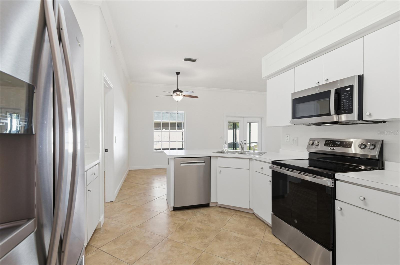 CROWN POINT SPGS - Residential