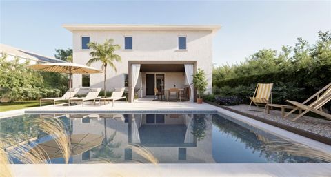 Tiny photo for 434 Skyfield Court, Lady Lake, FL 32159 (MLS # G5104229)