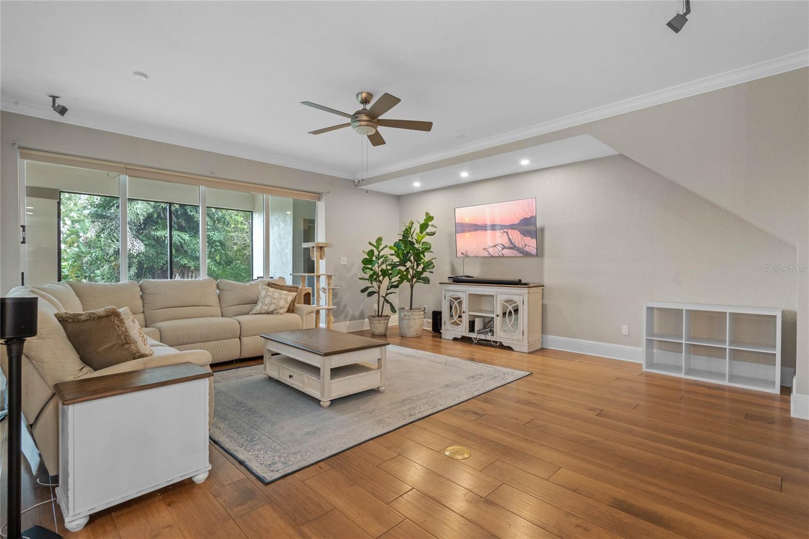 LAKE DOWN ESTATES - Residential