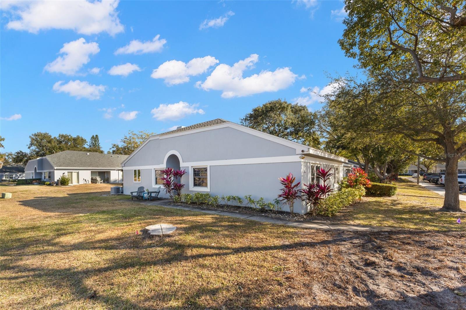 BAY TOWNE WEST - Residential