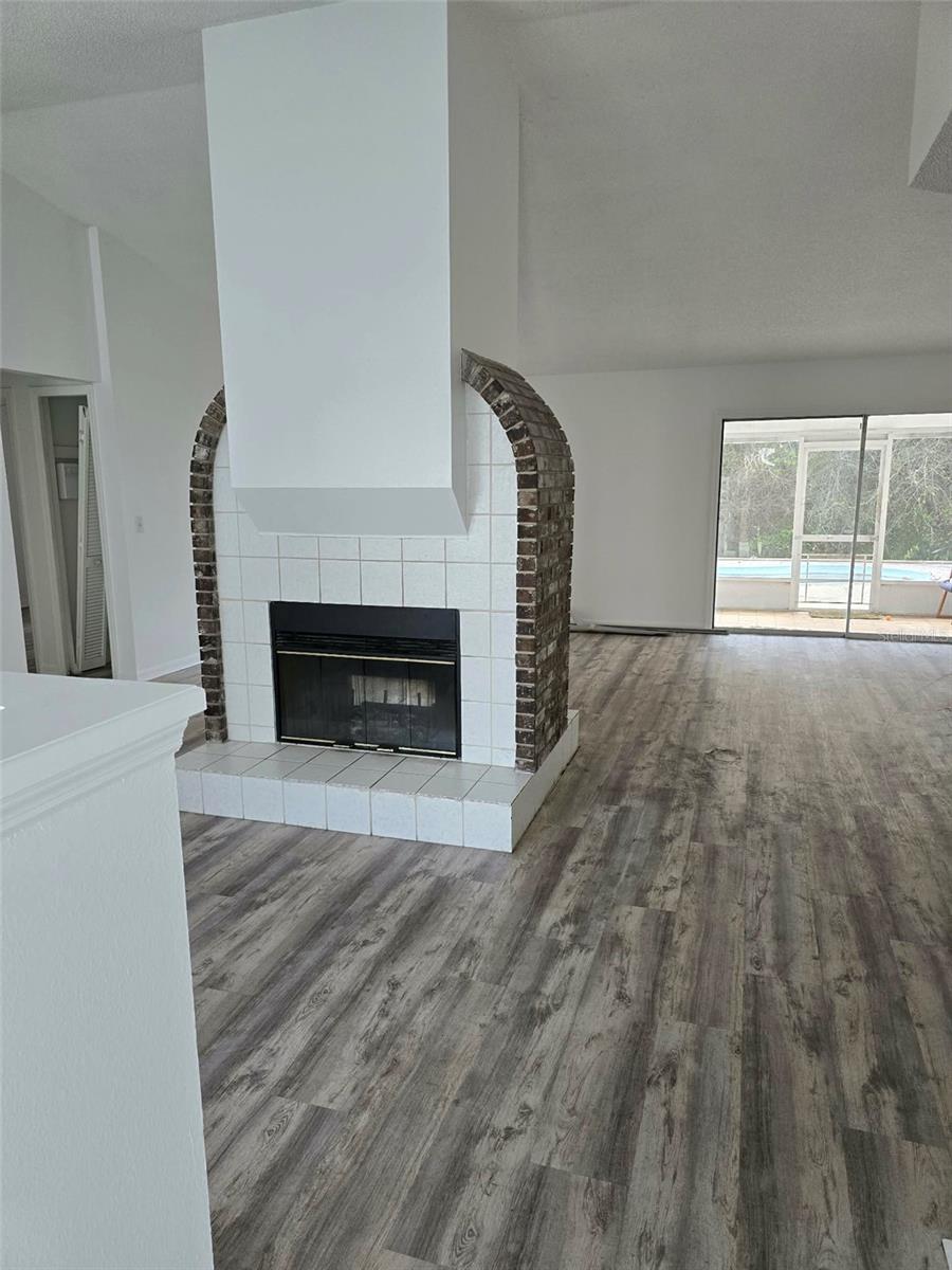 DELTONA LAKES UNIT 39 - Residential