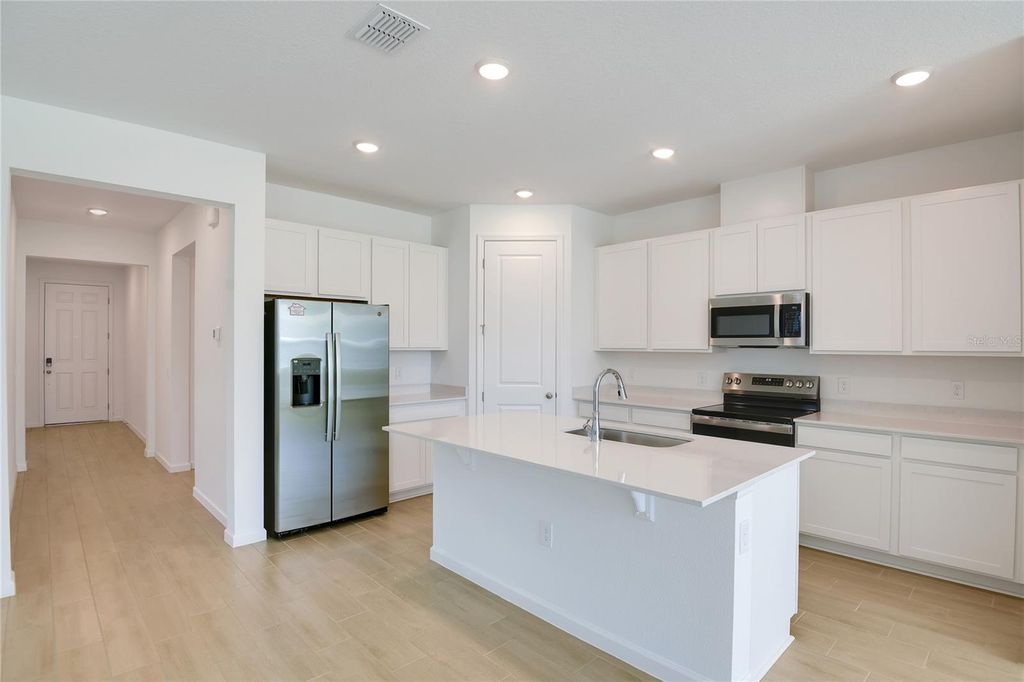 Photo of 5139 Kinsley Drive, Winter Haven, FL 33884 (MLS # S5127739)