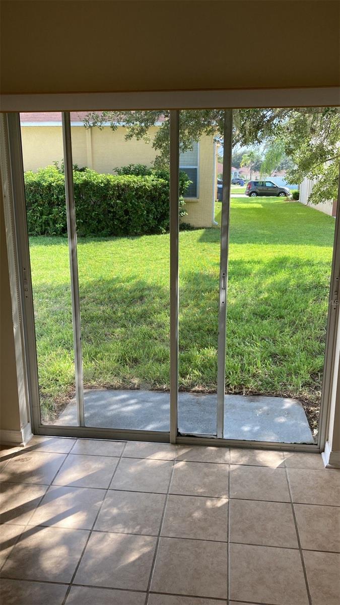 ASBEL CREEK PH 01 - Residential Lease