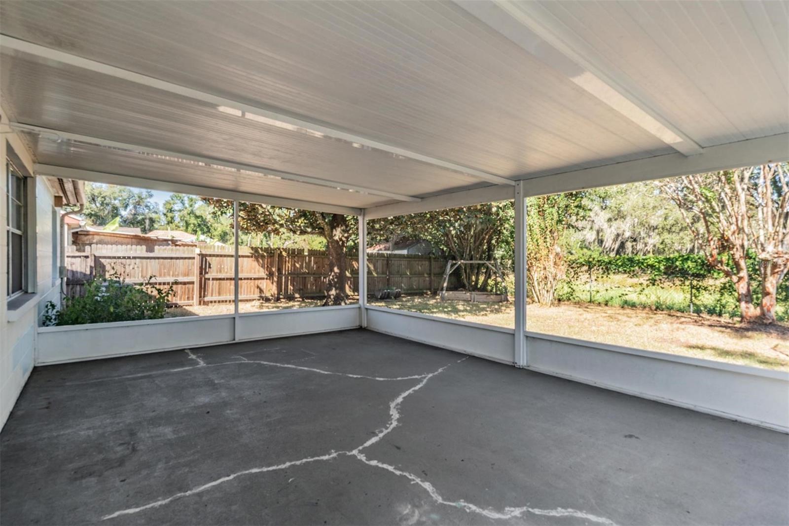 TEMPLE OAKS - Residential