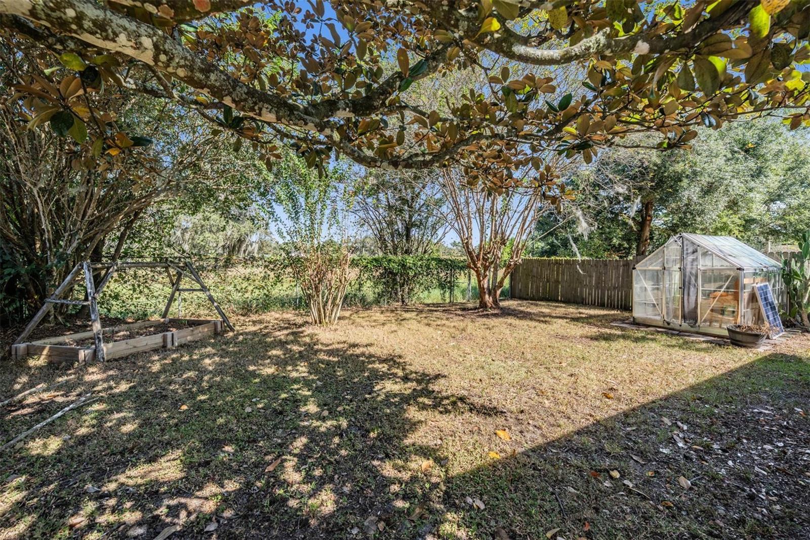 TEMPLE OAKS - Residential