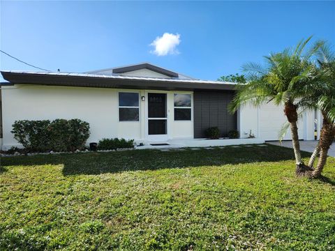 A home in NORTH PORT