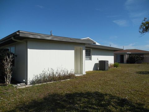 A home in NORTH PORT