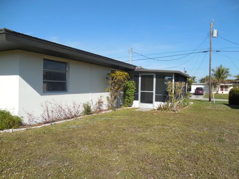 A home in NORTH PORT