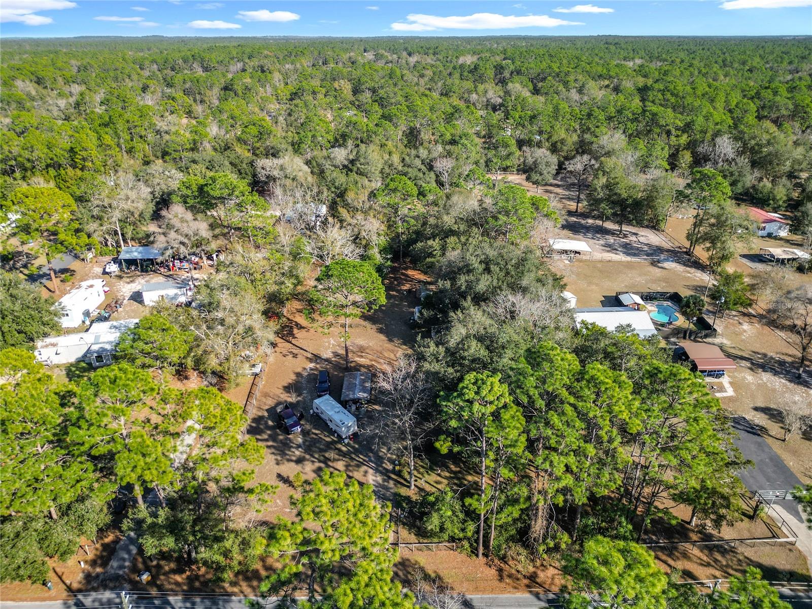 LAKE TROPICANA RANCHETTES - Residential