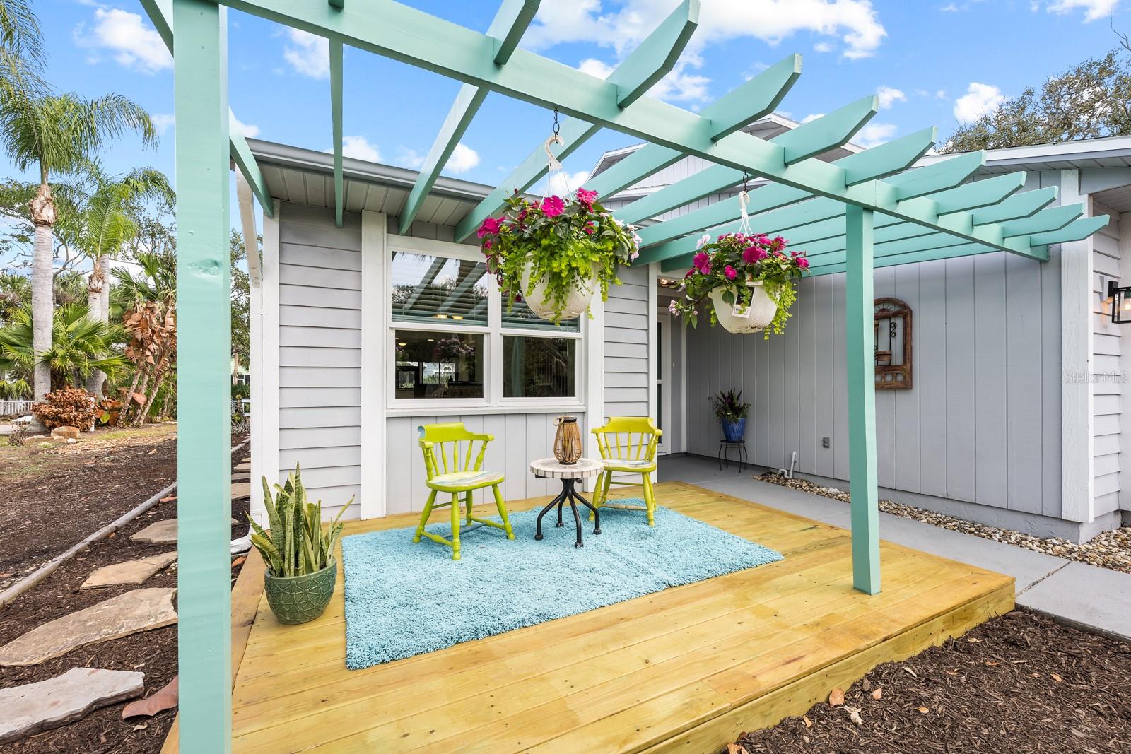 2717 JOHN BULL STREET