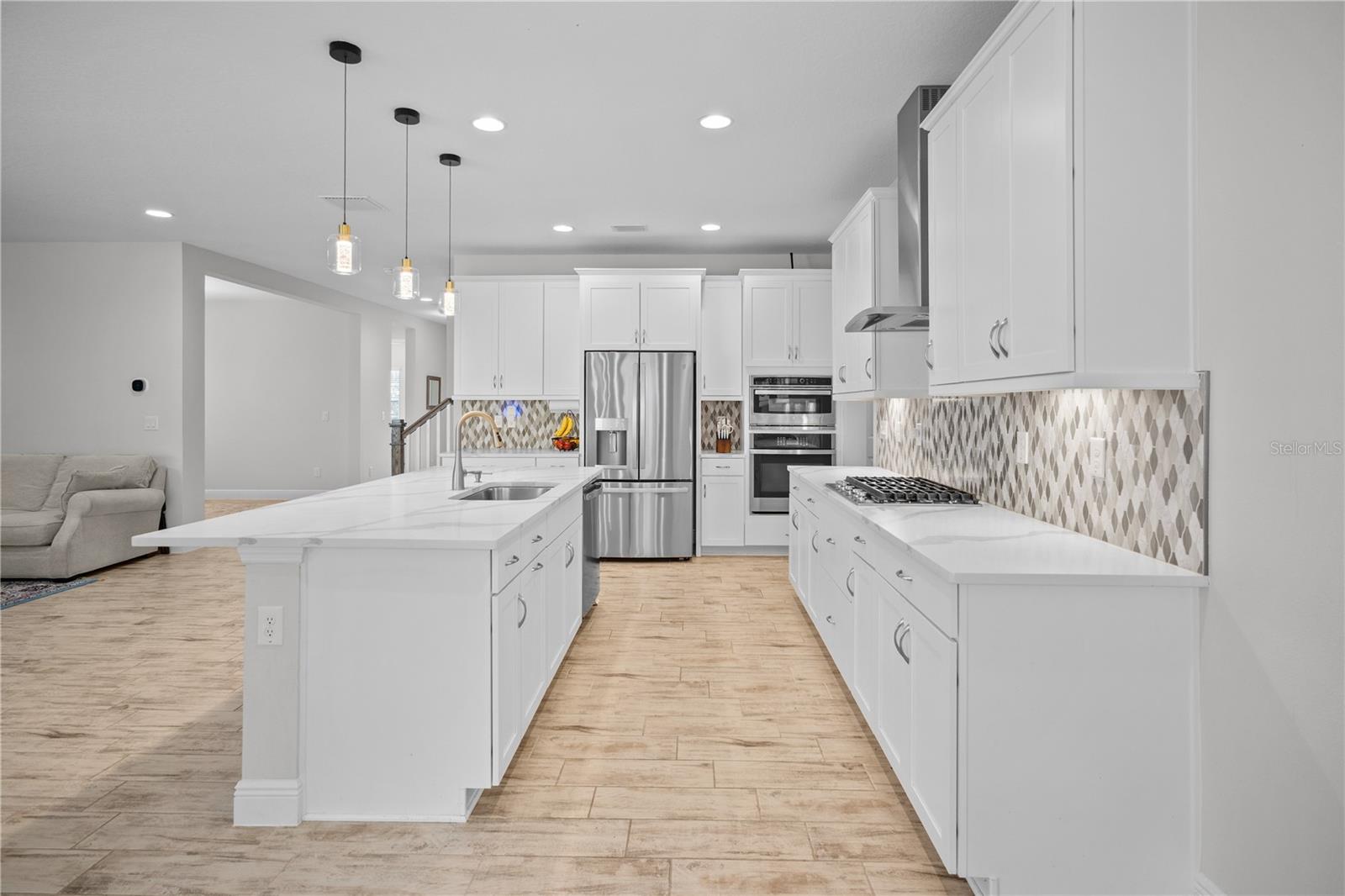 HAWKSTONE - Residential