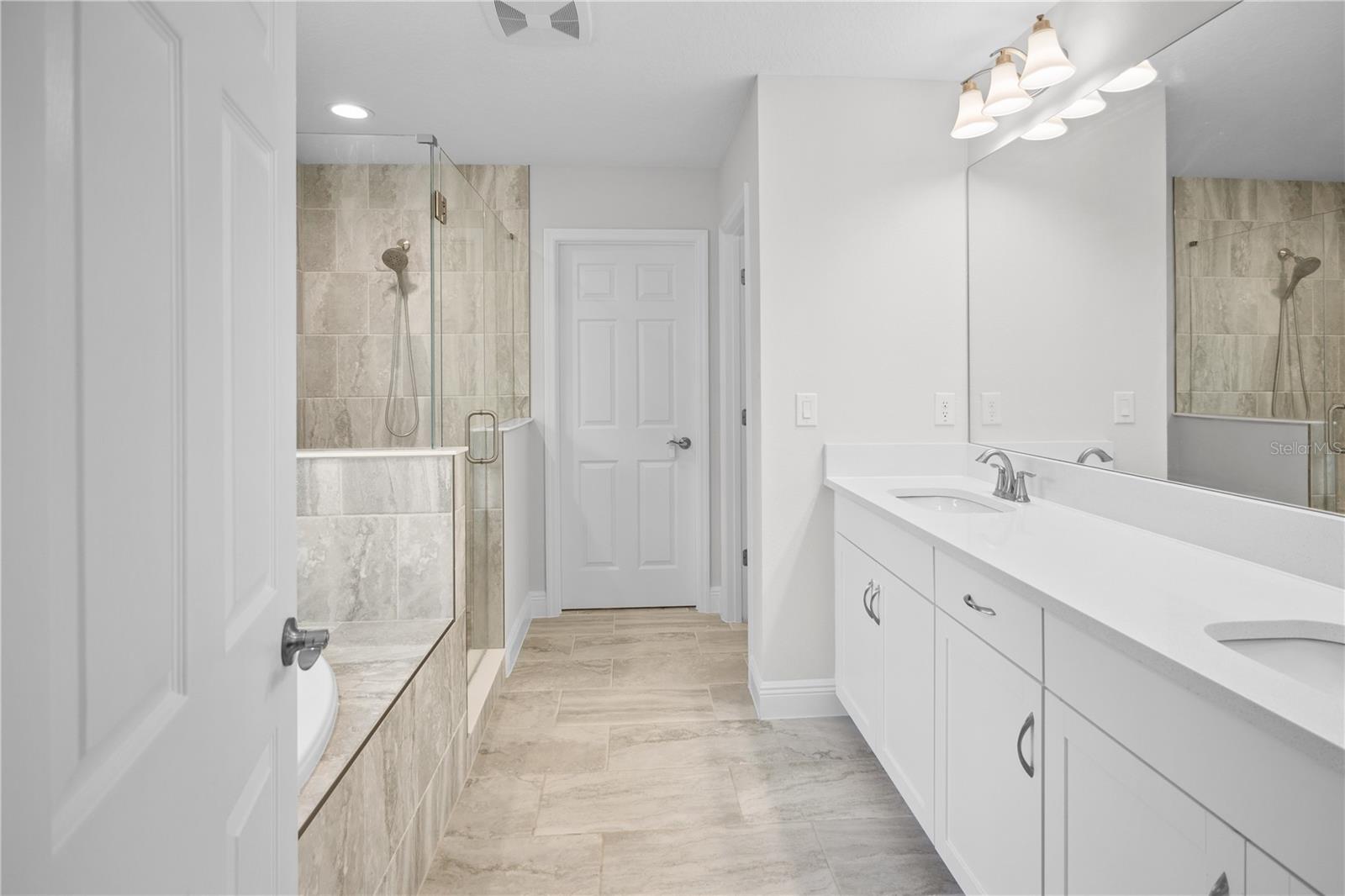 HAWKSTONE - Residential