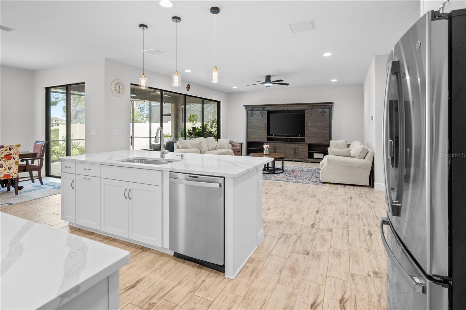 HAWKSTONE - Residential