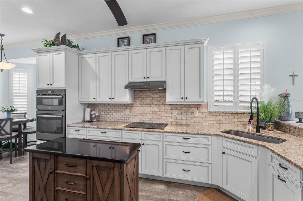 Photo of 11018 Barnsley Drive, Venice, FL 34293 (MLS # N6141255)