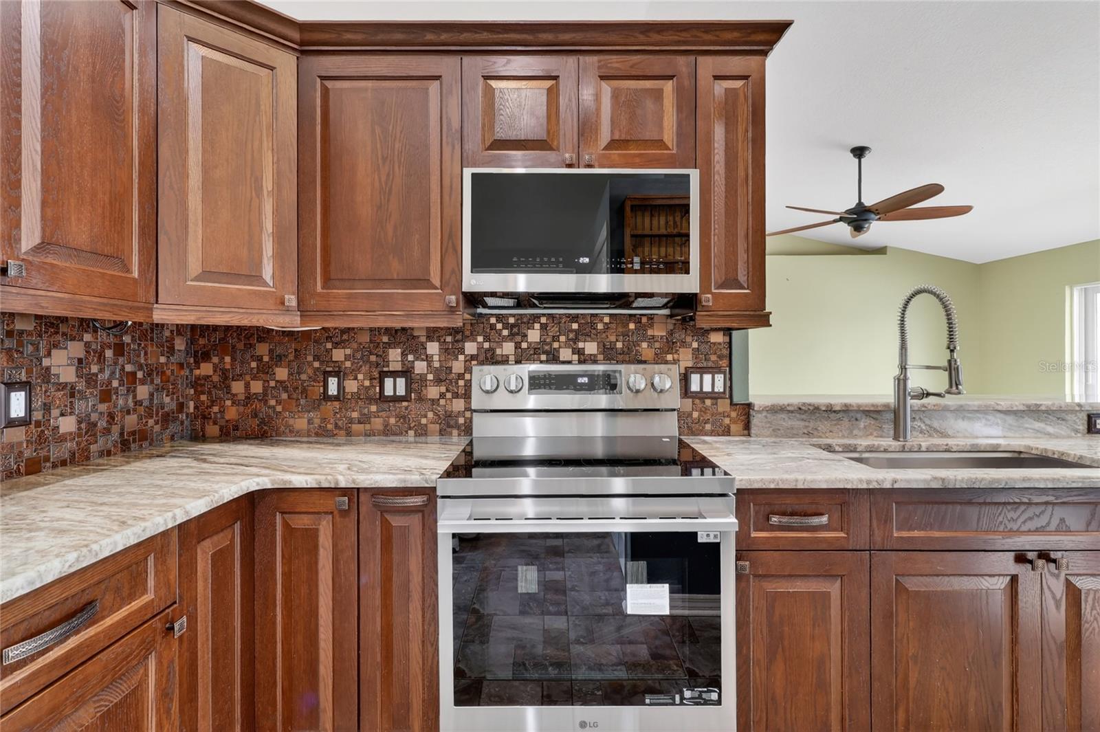COLONIAL HILLS PH 2 - Residential
