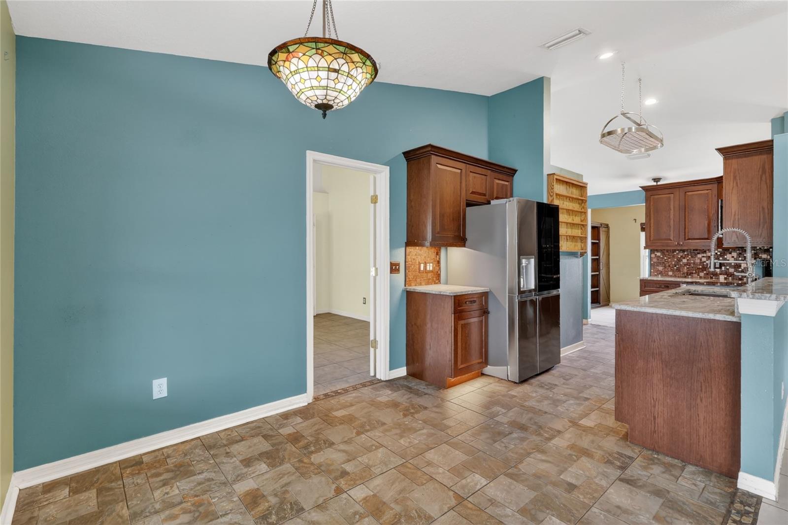 COLONIAL HILLS PH 2 - Residential