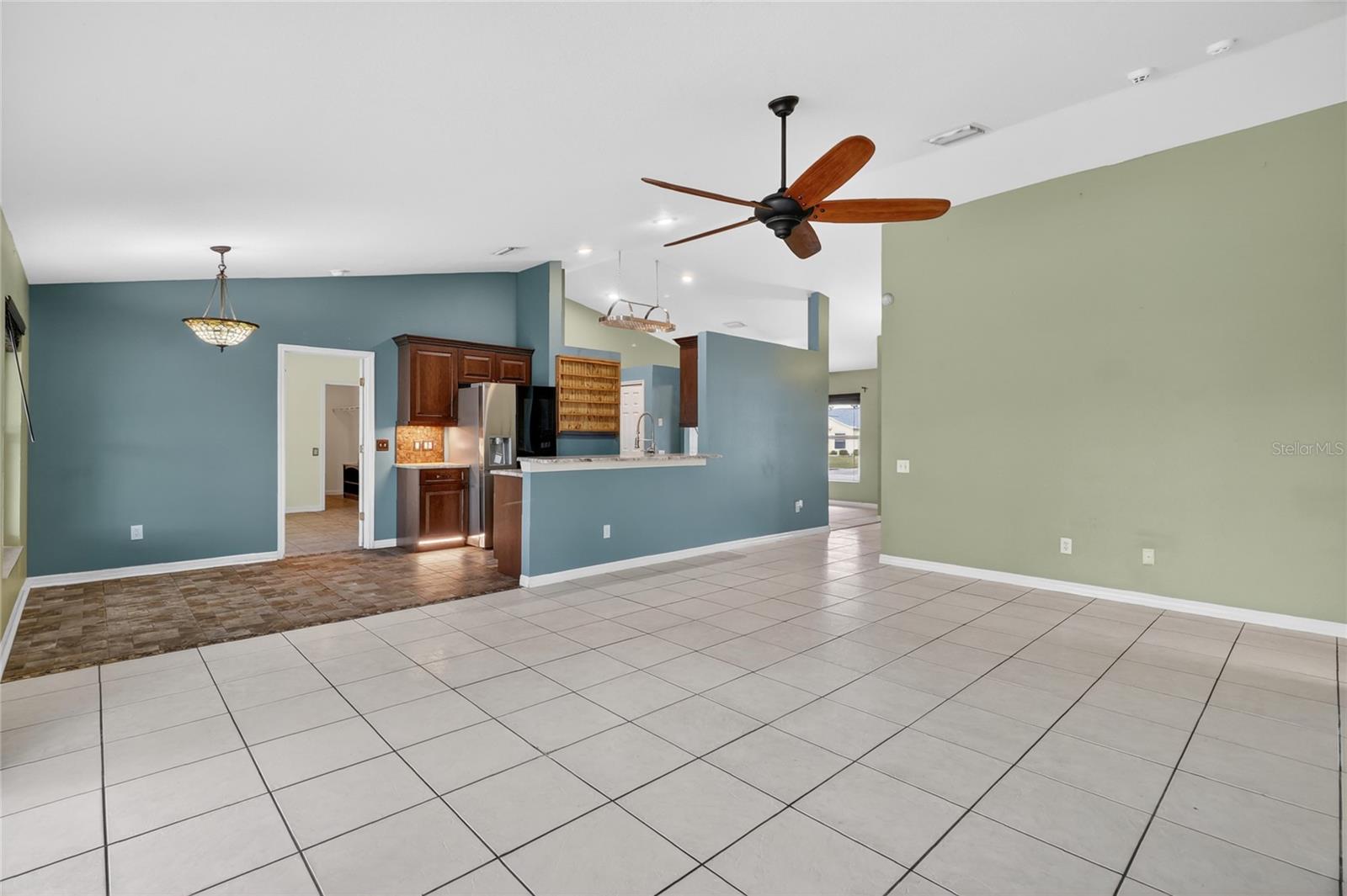 COLONIAL HILLS PH 2 - Residential