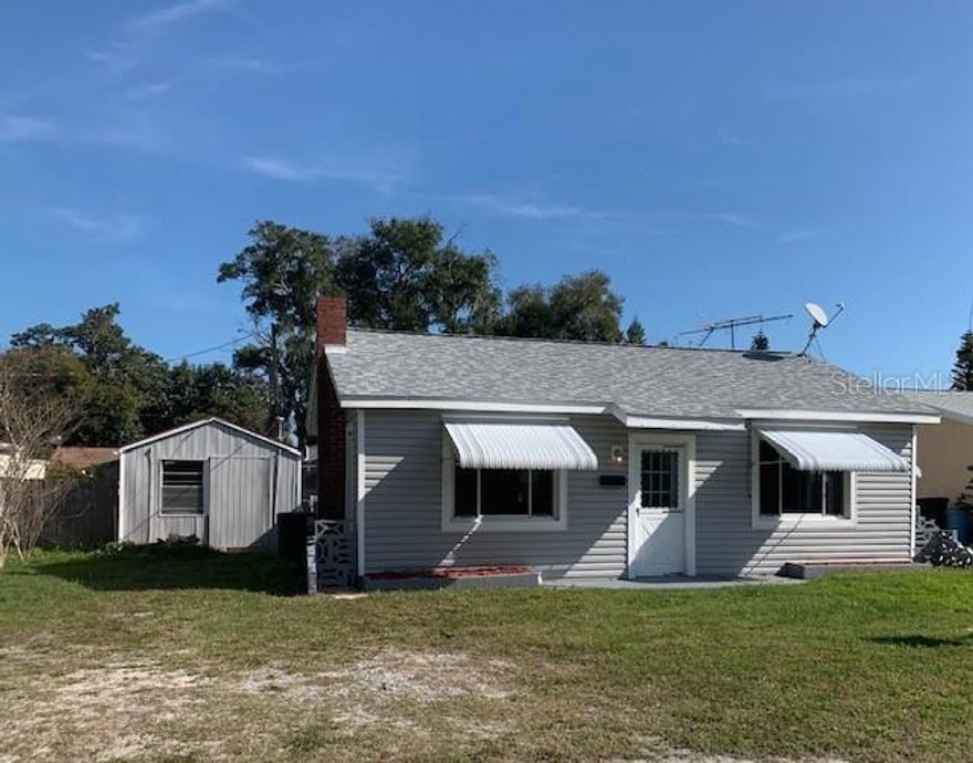 Lovely home in quiet well established neighborhood. Enjoy the river breeze while relaxing by your huge salt water  in-ground pool and hot tub. Home has been beautifully updated with new paint, flooring and fixtures. Some other features include natural gas stove and water heater, detached garage with half bath, bonus room that could be small second bedroom, newer roof and a/c and 
Short walk to public boat ramp and parks. ;Water: City