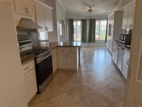 Tiny photo for 8447 SE 137th Loop, Summerfield, FL 34491 (MLS # OM722038)
