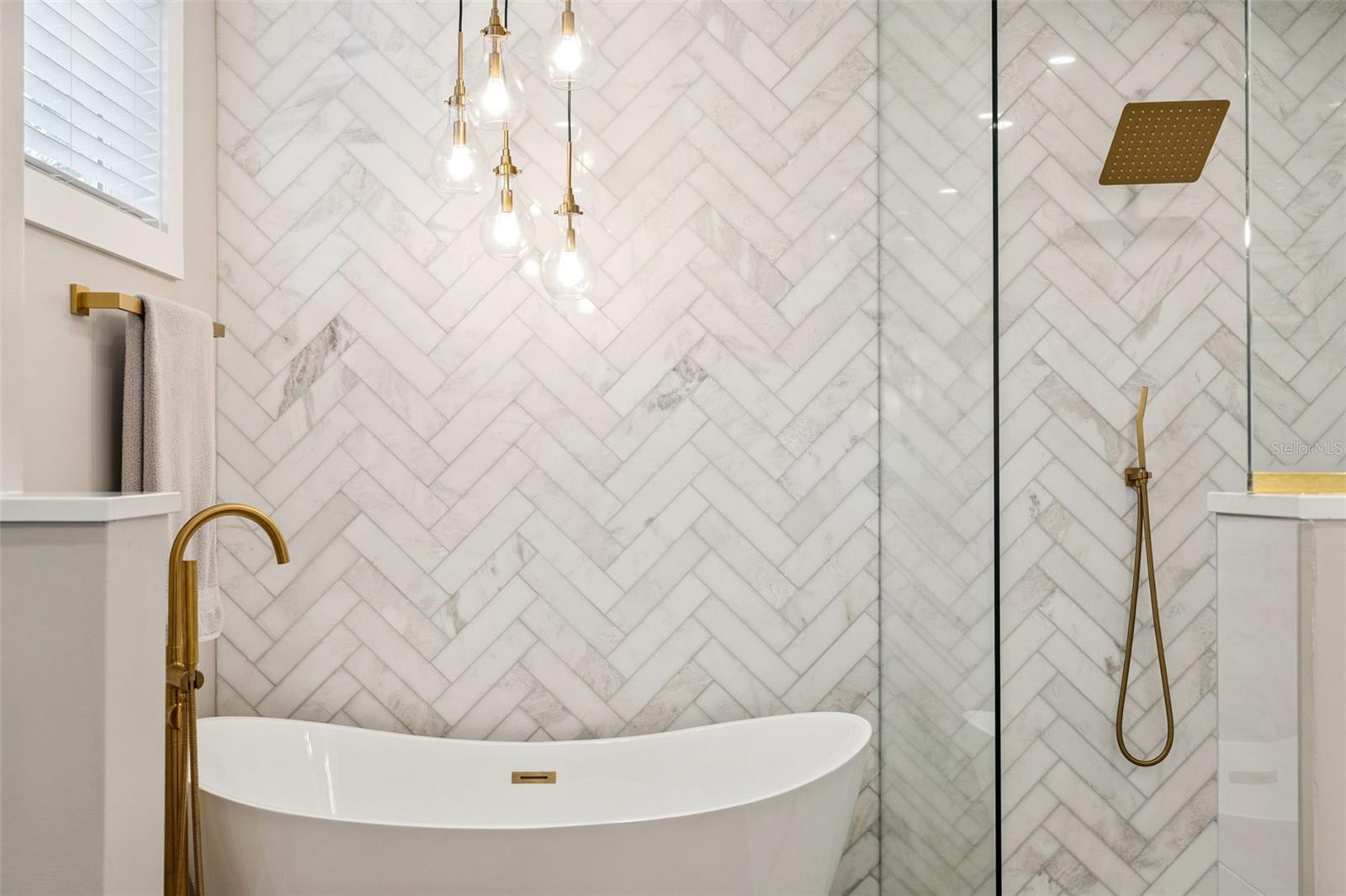 SWEETWATER OAKS SEC 11 - Residential