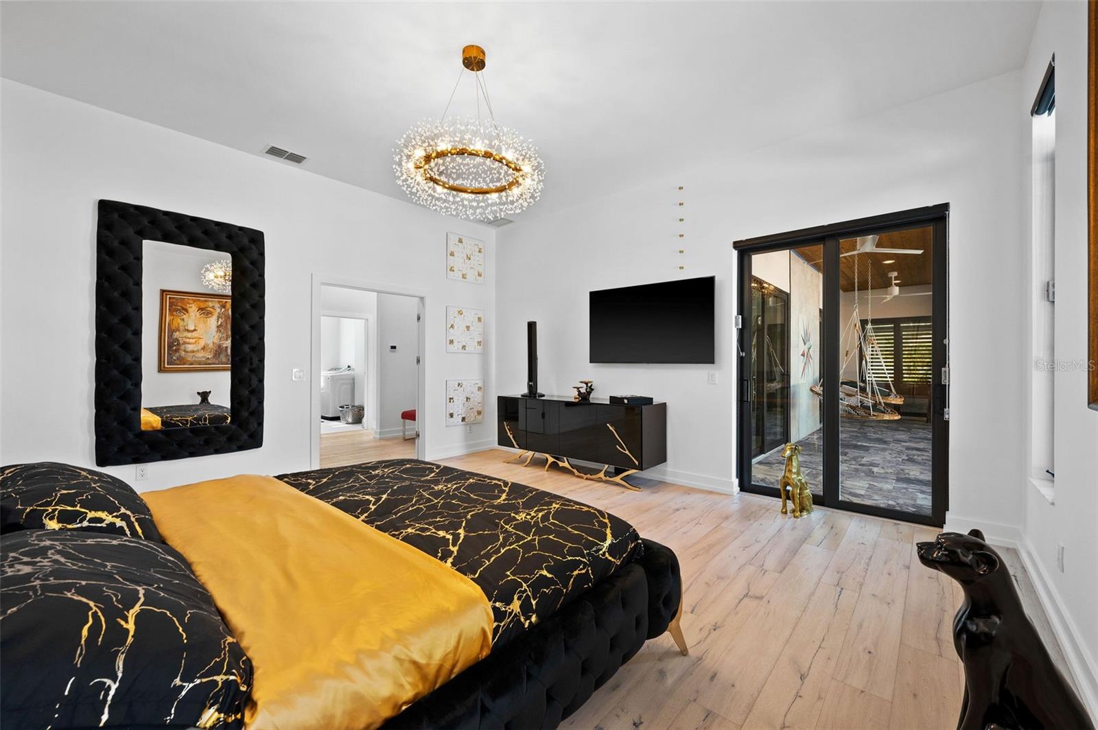 VAMO 3RD ADD TO - Residential Lease