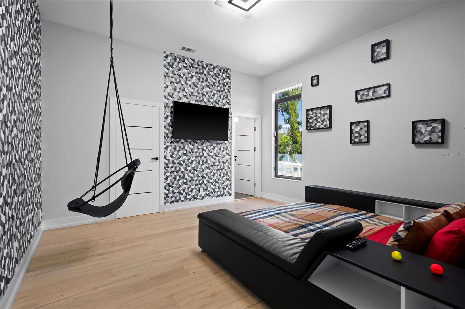 VAMO 3RD ADD TO - Residential Lease