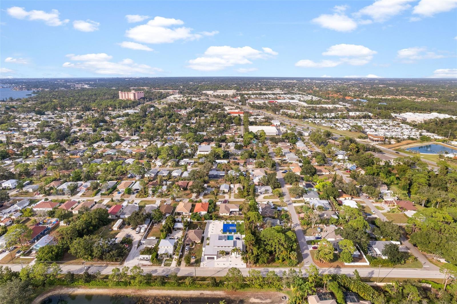 VAMO 3RD ADD TO - Residential Lease