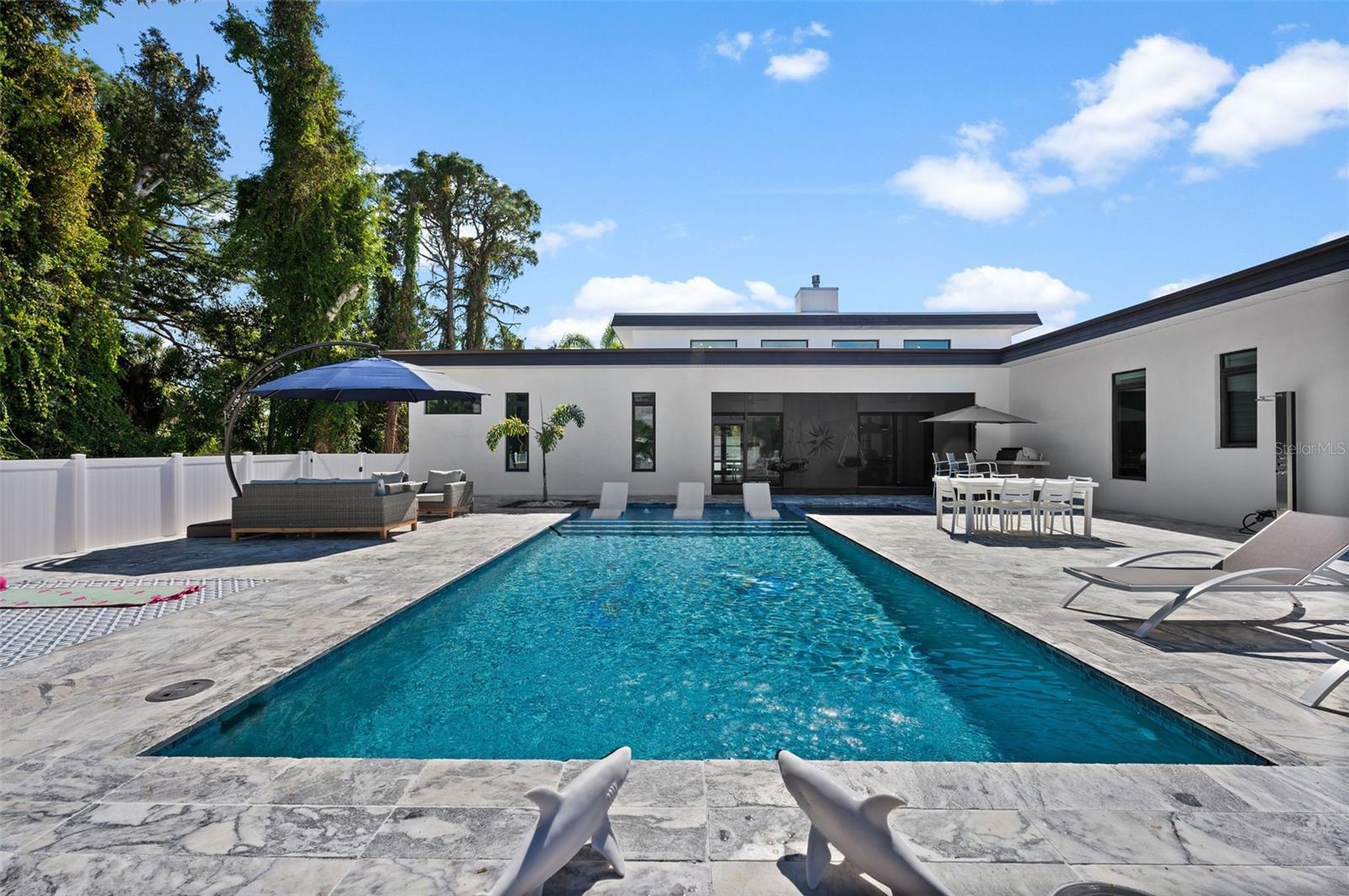 VAMO 3RD ADD TO - Residential Lease