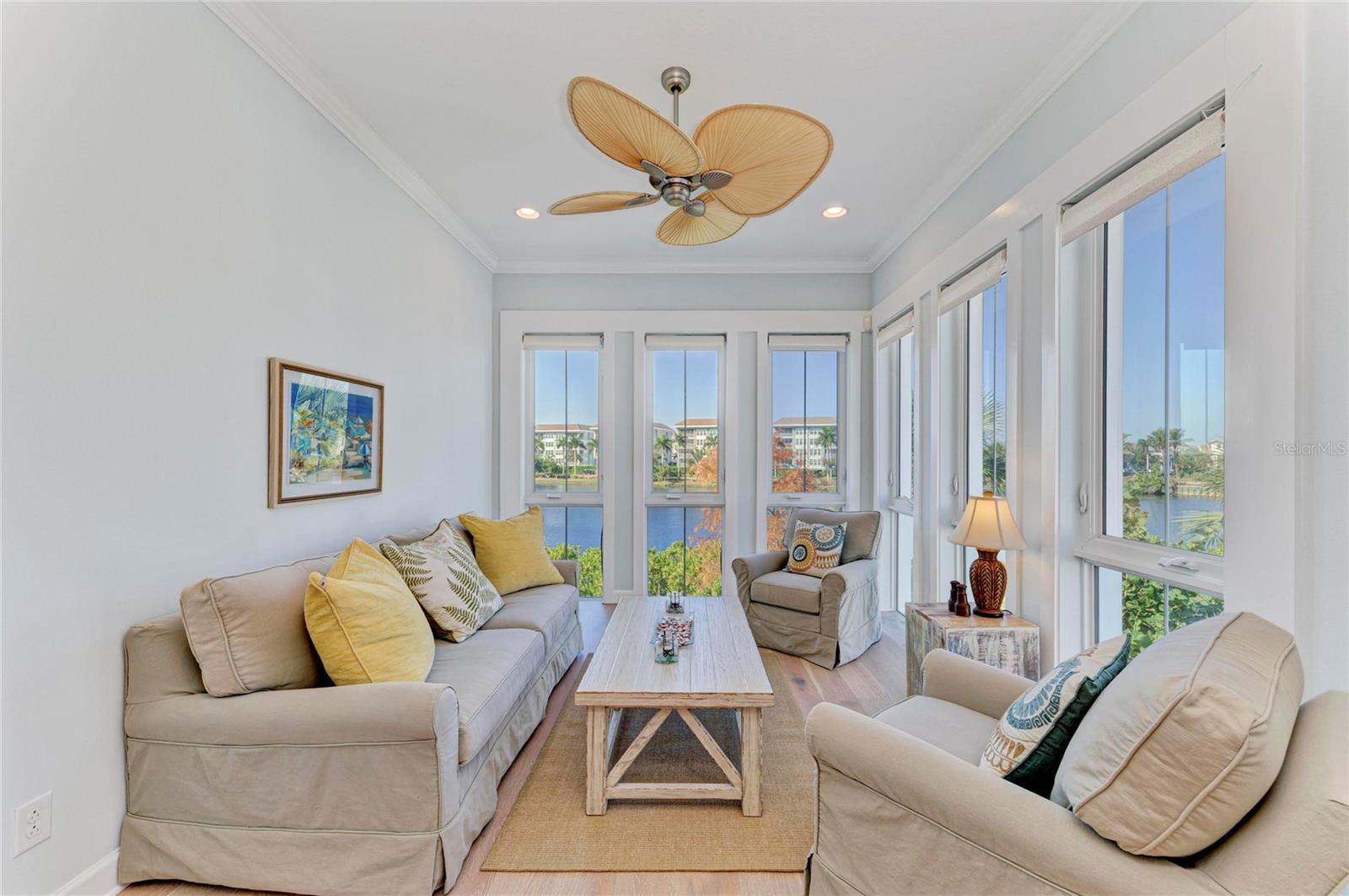 MANGROVE WALK ON HARBOUR ISLE PH 5 A PH - Residential