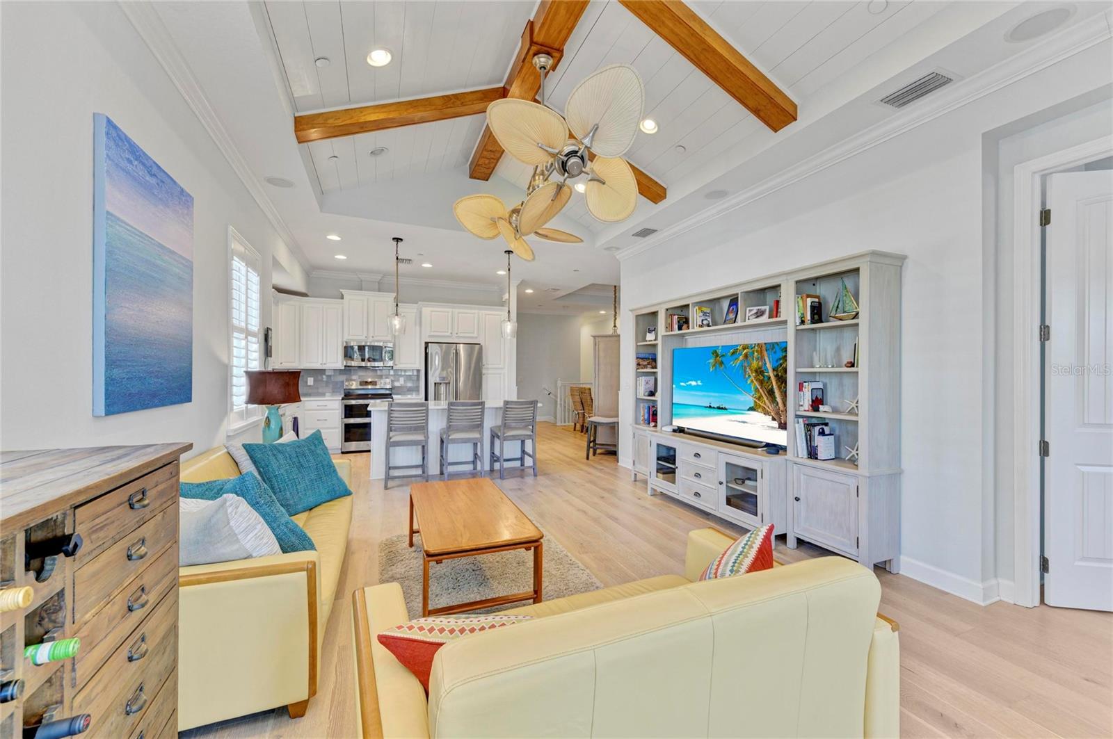 MANGROVE WALK ON HARBOUR ISLE PH 5 A PH - Residential