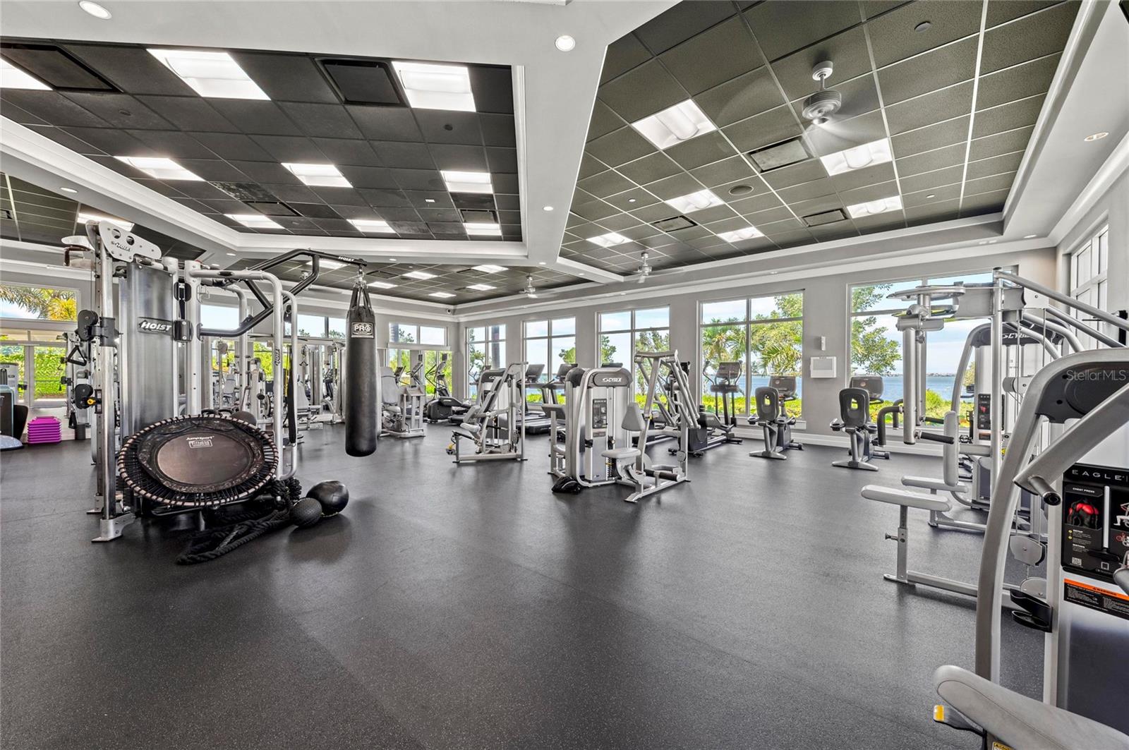 MANGROVE WALK ON HARBOUR ISLE PH 5 A PH - Residential